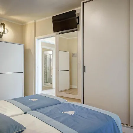Aparthotel Riva Degli Etruschi *