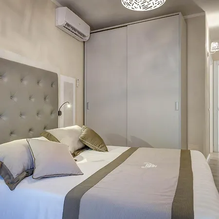 Riva Degli Etruschi Aparthotel