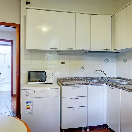 Riva Degli Etruschi Aparthotel *
