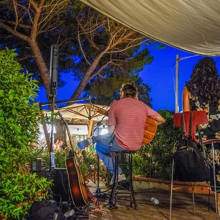 Aparthotel Riva Degli Etruschi 4*