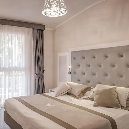 Riva Degli Etruschi Aparthotel 4*